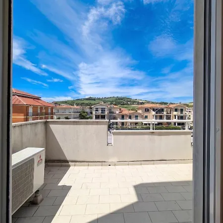 -vista Mare E Colli- Wifi Ac Terrazza 5 Posti